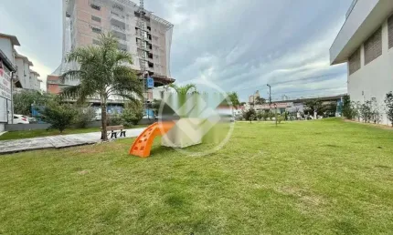 Apartamento com 2 quartos à venda na Rua Libia Cruz, 275, Estreito, Florianópolis