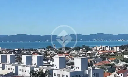 Lindo apartamento de 2 quartos com vista mar codigo: 131099
