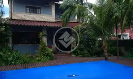 Casa ampla com edícula, piscina e quintal arborizado – a poucos metros da praia no Campeche/Rio Tavares codigo: 132170