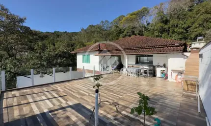 Casa com 4 quartos à venda na Servidão das Jaboticabeiras, 109, Córrego Grande, Florianópolis