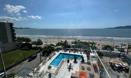 Apartamento com 4 quartos à venda na Rua 297, Meia Praia, Itapema