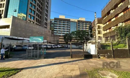 Terreno comercial para  Comprar no Bairro Auxiliadora, Porto Alegre.