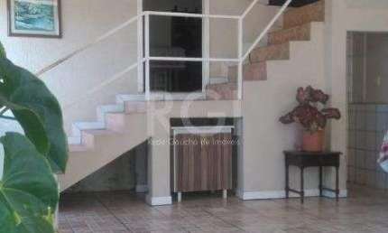 Boletto Imóveis Vende Casa com113m², 2 dormitórios, cozinha, sala , garagem para