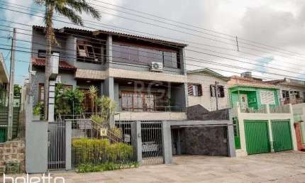 Casa com 5 dormitórios, 550 m² - para Comprar  -Vila Jardim - Porto Alegre/RS