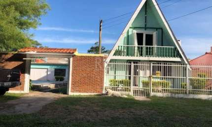 Casa com 5 Dormitórios Para Comprar , 306 m² por R$ 1.350.000,00 - Cassino - Rio