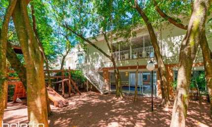 Casa para comprar Com 4 dormitórios , 431 m²- Três Figueiras - Porto Alegre/RS