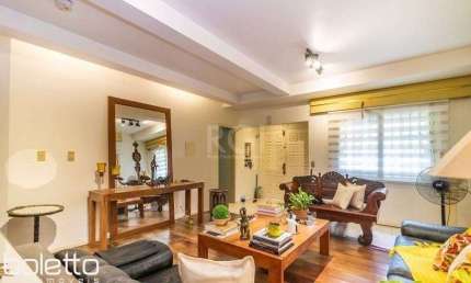 Casa Para comprar  com 3 Dormitórios , 500 m² - Chácara das Pedras