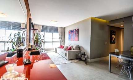 Apartamento com 2 dormitórios para Comprar , 92 m² por R$ 840.000,00 - Cristal -
