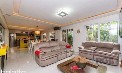 vende exelente casa com 442m² , 4 dormitórios Suíte, garagem para 4 carros