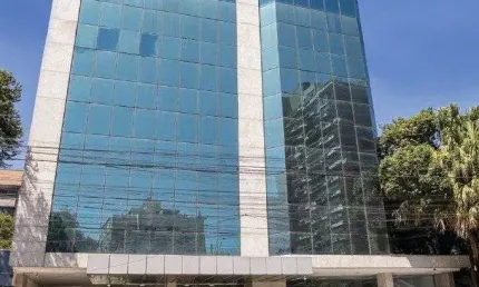 Ponto comercial para alugar na Avenida Carlos Gomes., 1859, Auxiliadora, Porto Alegre