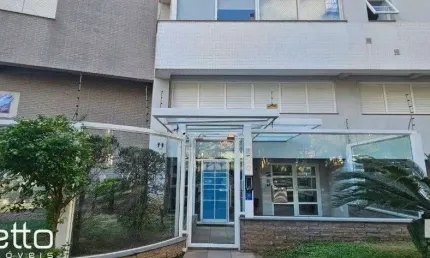 Lindo Apartamento Mobiliado de 1 domitório com 1 Suíte e Sacada