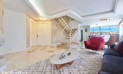 Vende-se ampla cobertura de 359m² com 4 dormitórios, localizado - Bela Vista