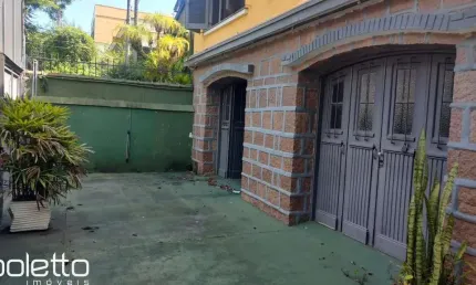 Boletto Imóveis, aluga casa comercial ou residencial, 10peças, 2 banheiros, gara