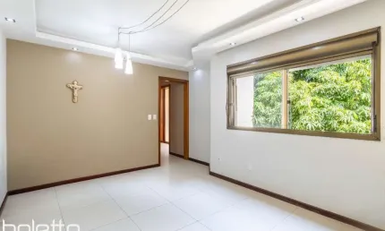 Apartamento com 2 dormitórios (1 suíte) e 1 vaga no Bairro Bela Vista