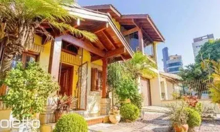 Casa com 304m2,  4 dorm, 3 vagas-Locação  R$ 20.000,00- Jardim Lindóia