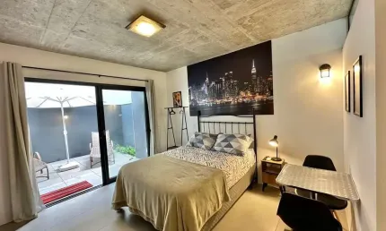 Studio garden mobiliado para alugar no bairro menino deus.