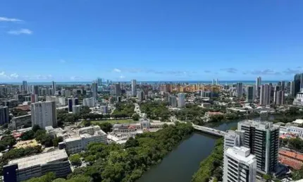 LINDO E ESPA&#199;OSO APARTAMENTO NO BAIRRO DA MADALENA