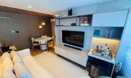BEL&#205;SSIMO APARTAMENTO REFORMADO E COM M&#211;VEIS PLANEJADOS NO BAIRRO DA TORRE