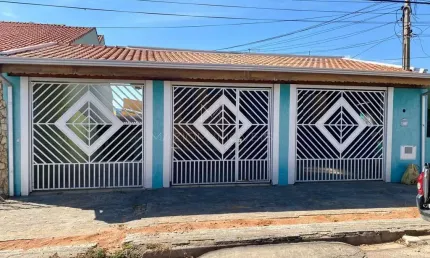 Casa para Venda em Jundiaí, Parque Brasília, 4 dormitórios, 2 banheiros, 4 vagas