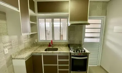 Casa para Venda em Jundiaí, Vila Manfredi, 2 dormitórios, 2 banheiros, 2 vagas