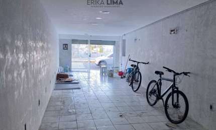 Loja duplex na Herculano Bandeira próximo a padaria Diplomata