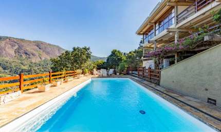 Casa com 5 quartos no Parque do Imbuí, Teresópolis.