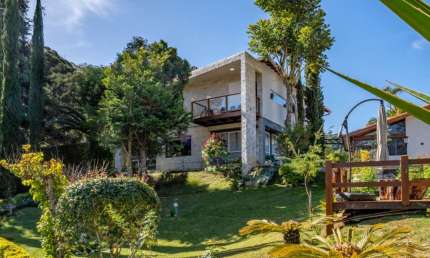Casa com 3 quartos à venda na Rua Marquês do Sapucaí, 140, Golfe, Teresópolis