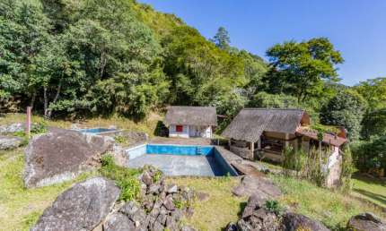 Terreno à venda na Estrada Abelardo da Cunha, 837, Iucas, Teresópolis