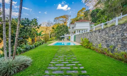 Casa com 6 quartos à venda na Rua Barbosa Lima Sobrinho, 490, Pedro do Rio, Petrópolis