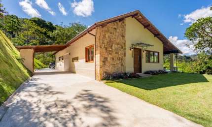Casa com 3 quartos à venda na Rua das Quaresmas, 201, Itaipava, Petrópolis