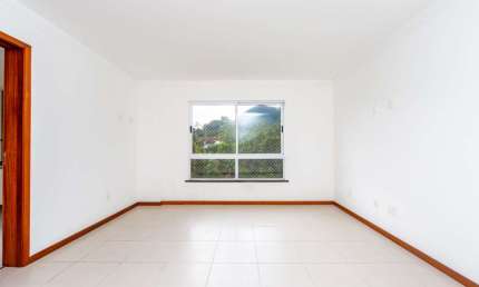 Apartamento com 2 quartos à venda na Rua Adhemar Rizzi Lippi, 176, Alto, Teresópolis