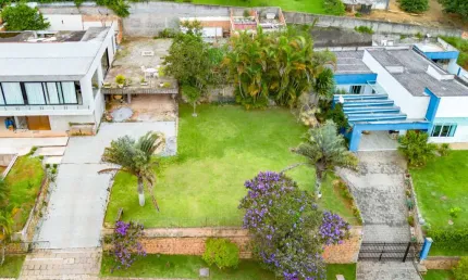 Terreno em condomínio fechado à venda na Rua Eliseu Visconti, 450, Golfe, Teresópolis