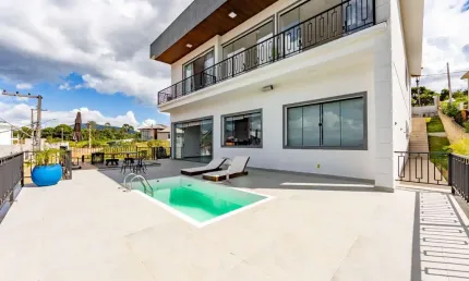 Casa com 4 quartos à venda na Rua Regina de Morais, 785, Barra do Imbuí, Teresópolis
