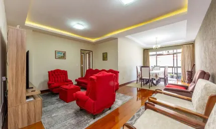 Amplo apartamento de 3 quartos no Alto, Teresópolis.