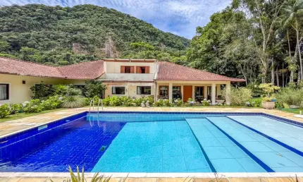 Casa com 8 quartos à venda na Estrada Arakem, 1205, Granja Guarani, Teresópolis