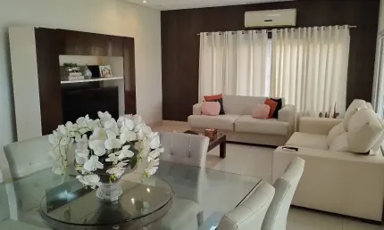 Casa em condomínio fechado com 4 quartos à venda no Jardim Itália, Cuiabá 