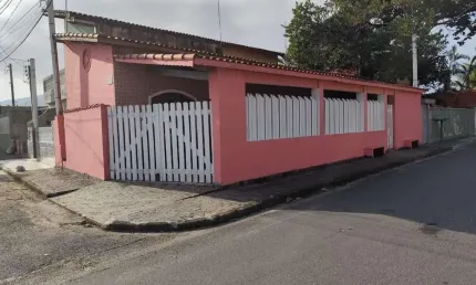 Casa com 2 quartos à venda na Rua Suarão, Suarão, Itanhaém