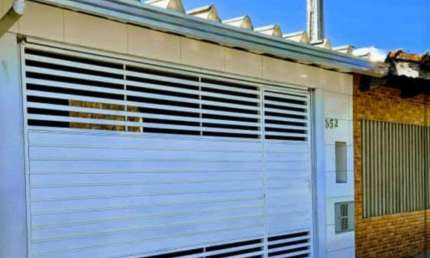 Casa para Venda no bairro Balneário Anchieta, localizado na cidade de Mongaguá / SP.