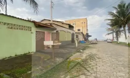 Casa a Venda em Balneário Gaivota  -  Itanhaém - SP