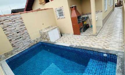 Casa à venda em Itanhaém, 2 dormitórios, 109m², R$359.900