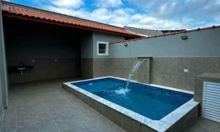Casa à Venda em Balneário Anchieta, Mongaguá/SP: 3 Dorms, 160m² R$ 489.000