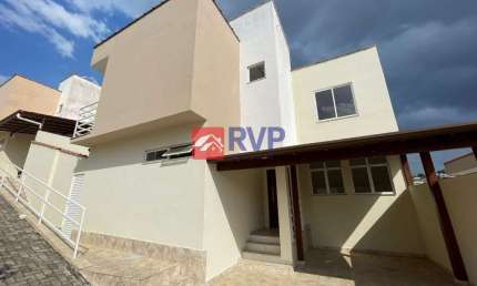 Casa com 3 quartos à venda na Rua Romeu Gaburri, 220, Fontesville, Juiz de Fora por R$ 449.000