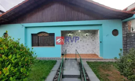Casa com 3 quartos à venda na Rua Professor Teodoro Coelho, 1, Bairu, Juiz de Fora por R$ 750.000