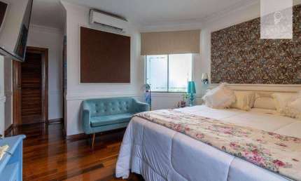 Casa de Esquina em Alphaville com 6 dormitórios à venda, 600 m² por R$ 3.800.000 - Alphaville -SP