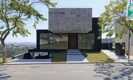 Casa nova c/ 5 suítes, excelente iluminação natural, espaço gourmet completo c/ piscina aquecida!