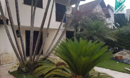 Casa em alphaville ideal para retrofit! casa c/ 400 mts, 4 suítes, piscina e sauna!