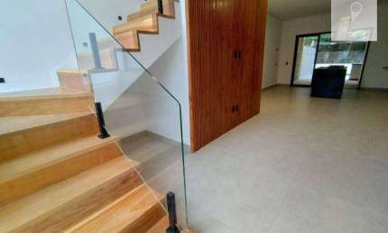 Casa  Com Piscina  em Condomínio com 3 dormitórios à venda, 151 m² por R$ 1.150.000 - Santana de Parnaíba - SP