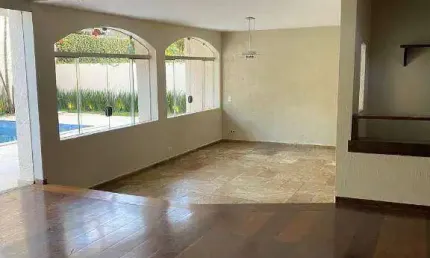 Casa  ideal para retrofit  no condomínio alphaville 2, oportunidade!
