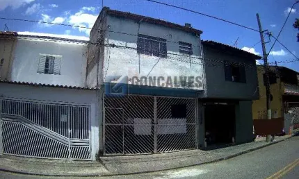 Casa com 1 quarto à venda na MAJOR ADERBAL DE OLIVEIRA, R, Fundação, São Caetano do Sul por R$ 426.000