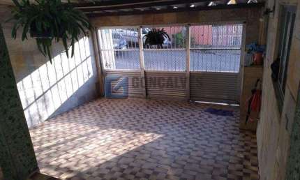 Casa com 4 quartos à venda na VITORIO VENETO, R, Vila Nossa Senhora das Vitórias, Mauá, 182 m2 por R$ 654.000